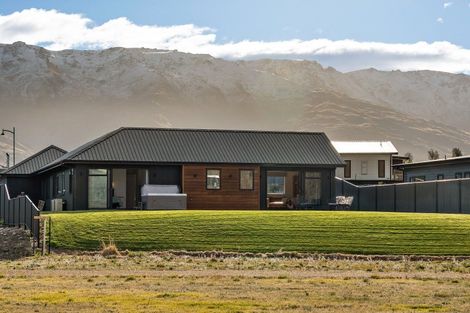 Photo of property in 14 Arion Court, Mount Pisa, Cromwell, 9383