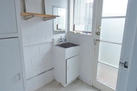 Photo of property in 1/1 Brooklyn Avenue, Papatoetoe, Auckland, 2025