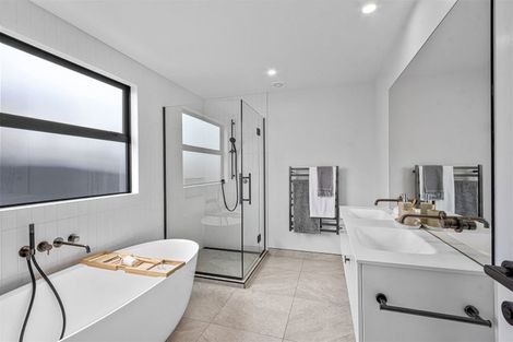 Photo of property in 16 Townson Road, Marshland, Christchurch, 8083