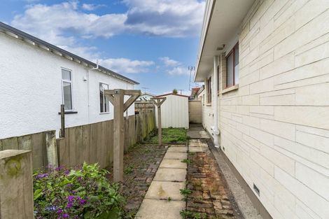 Photo of property in 77 Bay View Road, South Dunedin, Dunedin, 9012