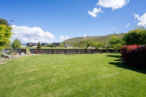 Photo of property in 4 Pisa Moorings Road, Mount Pisa, Cromwell, 9383