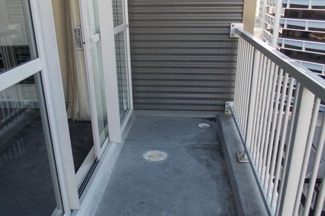 Photo of property in Terrace Heights Apartments, 2/163p The Terrace, Wellington Central, Wellington, 6011