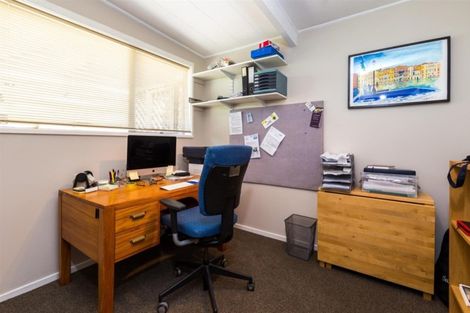 Photo of property in 31 Tauroa Road, Havelock North, 4130