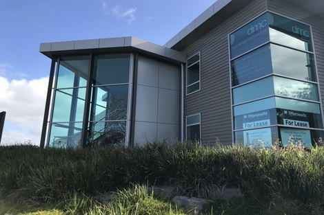 Photo of property in 4 Forest Glen, Orewa, 0931