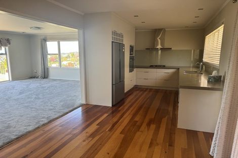 Photo of property in 1/4 Gull Lane, Mairangi Bay, Auckland, 0630