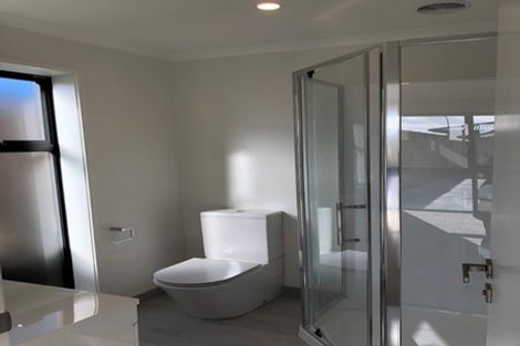 Photo of property in 35 Awataha Crescent, Pyes Pa, Tauranga, 3110