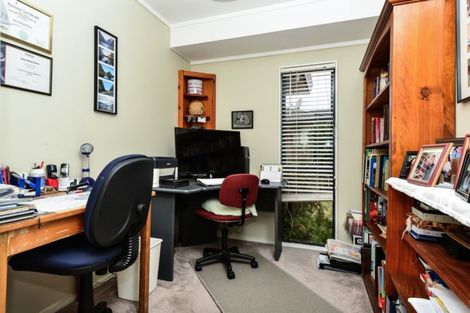 Photo of property in 22 Halcione Close, Flagstaff, Hamilton, 3210