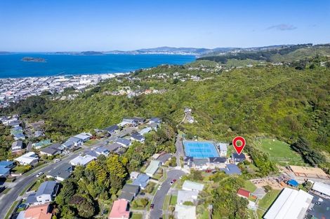 Photo of property in 11e Barberry Grove, Maungaraki, Lower Hutt, 5010