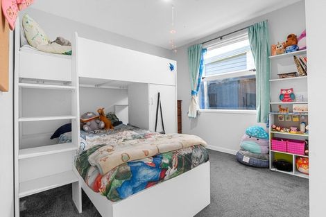 Photo of property in 8 Wyrall Way, Chartwell, Hamilton, 3210