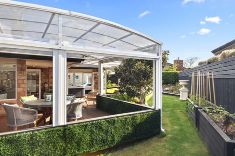 Photo of property in 15 Evans Court, Pukekohe, 2120