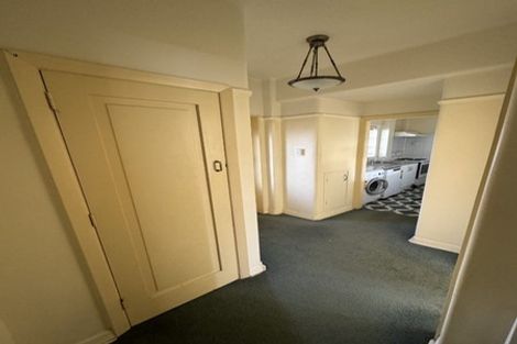 Photo of property in 82 Majoribanks Street, Mount Victoria, Wellington, 6011