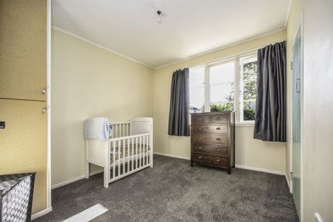 Photo of property in 26 Kirrie Avenue, Te Atatu South, Auckland, 0610