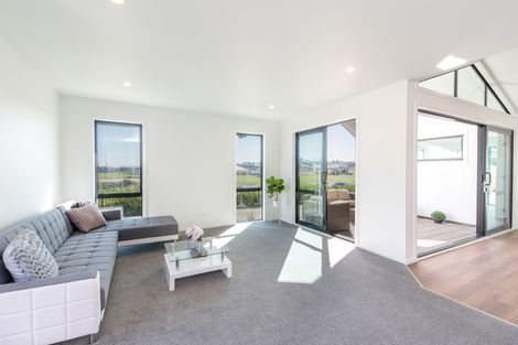 Photo of property in 5 Batten Drive, Flagstaff, Hamilton, 3210