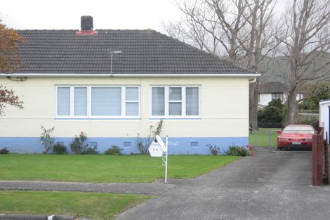 Photo of property in 35 Roberts Street, Epuni, Lower Hutt, 5011
