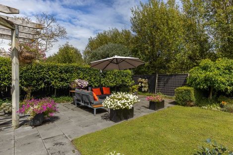 Photo of property in 6 Leybourne Avenue, Waikanae, 5036