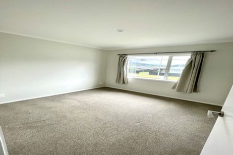 Photo of property in 1359 High Street, Taita, Lower Hutt, 5011