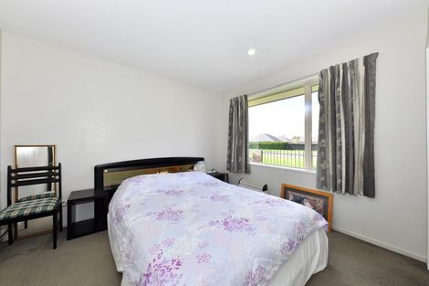 Photo of property in 3 Somerville Crescent, Aidanfield, Christchurch, 8025