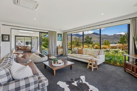 Photo of property in 5 Clearview Street, Wanaka, 9305