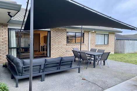 Photo of property in 43 Armoy Drive, East Tamaki, Auckland, 2016