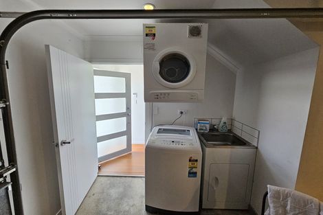 Photo of property in 4/59 May Street, Hamilton East, Hamilton, 3216