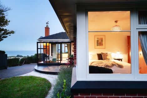 Photo of property in 20 Seaview Terrace, Kew, Dunedin, 9012