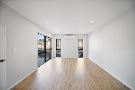 Photo of property in 44c Blakeborough Drive, Forrest Hill, Auckland, 0620