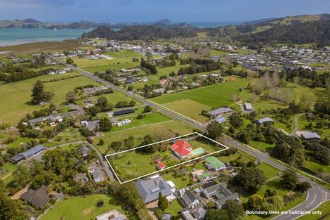 Photo of property in 72 Whangapoua Sh25 Road, Coromandel, 3506