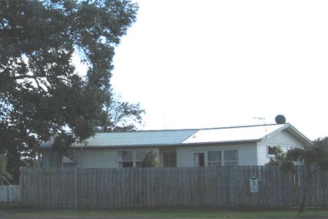 Photo of property in 2 Universal Drive, Henderson, Auckland, 0610