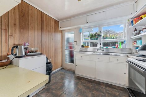 Photo of property in 20 Carnot Street, Glenholme, Rotorua, 3010