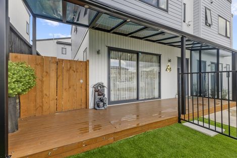 Photo of property in 36a Crestview Rise, Papakura, 2110