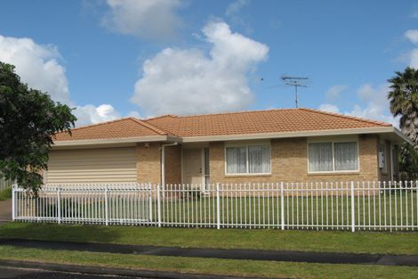 Photo of property in 50 Brylee Drive, Conifer Grove, Takanini, 2112