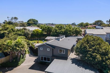 Photo of property in 12a Sycamore Grove, Lower Vogeltown, New Plymouth, 4310