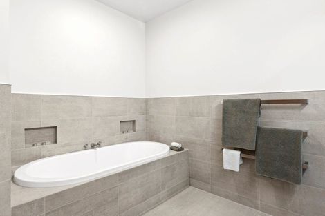 Photo of property in 5 Curnow Place, Leamington, Cambridge, 3432