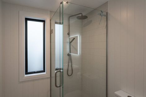 Photo of property in 33 Botanical Heights Drive, Waipahihi, Taupo, 3330