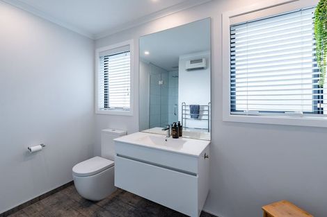 Photo of property in 84 Helwick Street, Wanaka, 9305