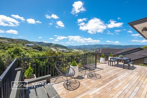 Photo of property in 14 Cosgrove Rise, Riverstone Terraces, Upper Hutt, 5018
