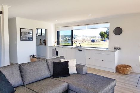 Photo of property in 62 Pinehurst Drive, Pauanui, Hikuai, 3579