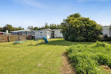 Photo of property in 59 Wallscourt Place, Normanby, Hawera, 4614