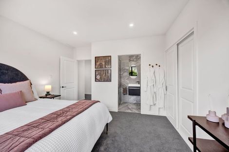 Photo of property in 25 County Drive, Hawera, 4610