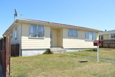 Photo of property in 13 Almora View, Ascot Park, Porirua, 5024