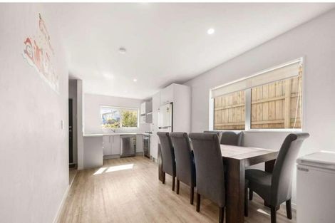 Photo of property in 15 Apple Orchard Way, Sunnyvale, Auckland, 0612