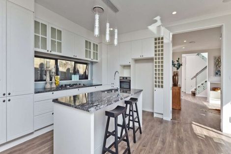 Photo of property in 33 Cilliers Drive, Silverdale, 0932