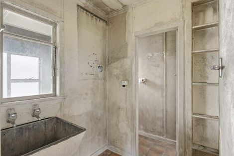 Photo of property in 160 South Road, Spotswood, New Plymouth, 4310