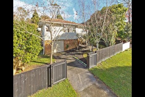 Photo of property in 1/28 Sequoia Place, Sunnynook, Auckland, 0620