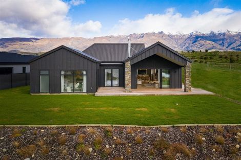 Photo of property in 18 Arion Court, Mount Pisa, Cromwell, 9383