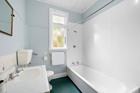 Photo of property in 7 Homebush Road, Khandallah, Wellington, 6035