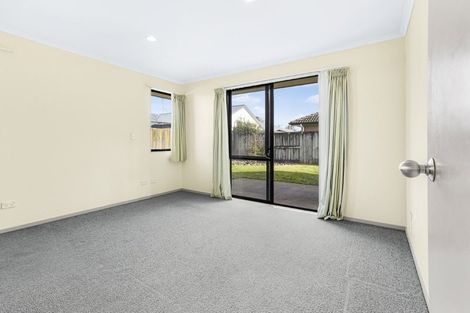 Photo of property in 12 Farnham Close, Rototuna North, Hamilton, 3210