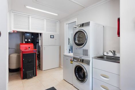 Photo of property in 35b Kotare Street, Waikanae, 5036