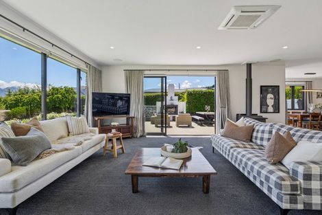 Photo of property in 5 Clearview Street, Wanaka, 9305