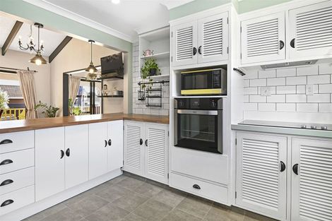 Photo of property in 10 Ruddenklau Lane, Bishopdale, Christchurch, 8053